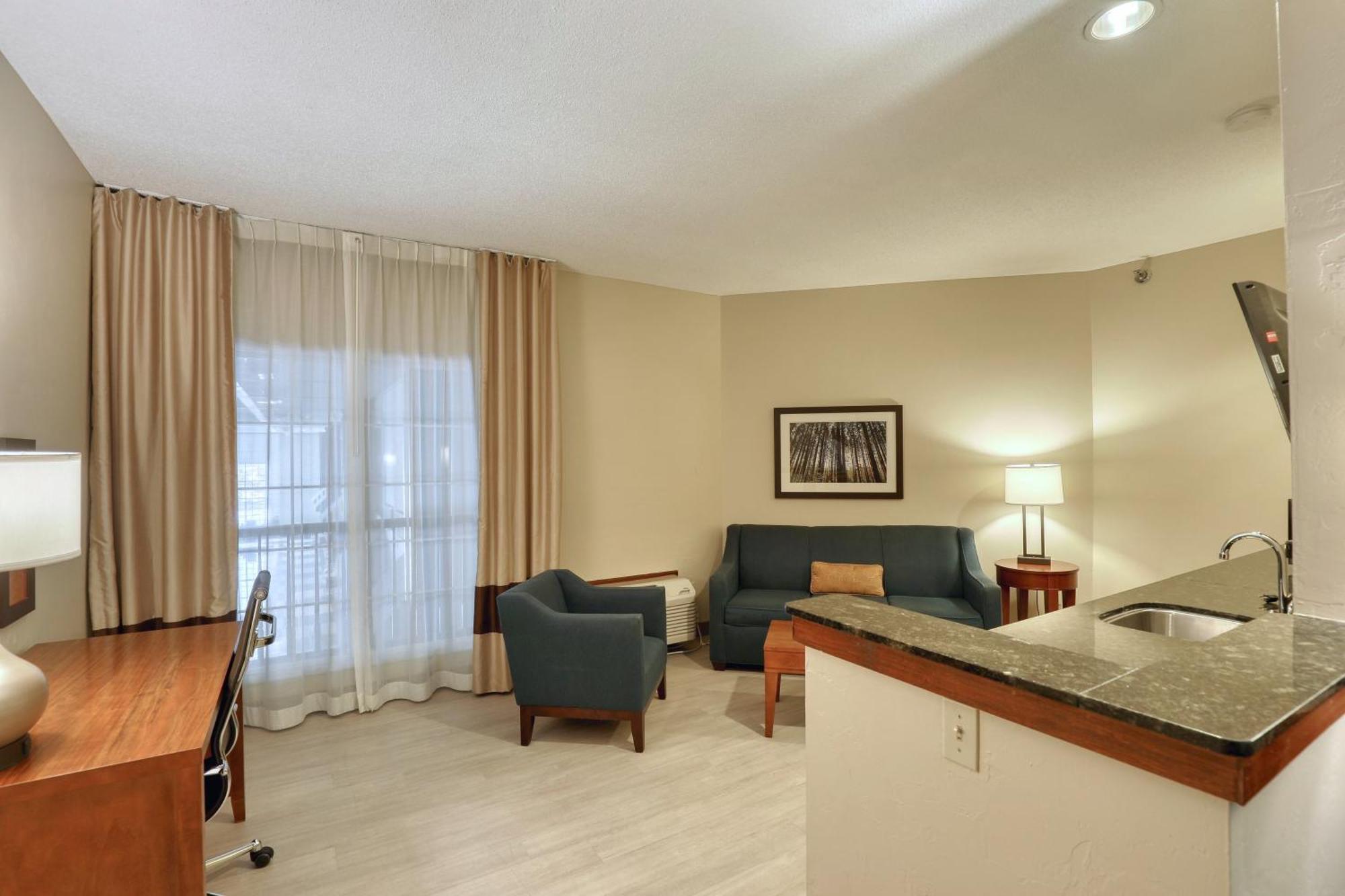 Comfort Suites Appleton Airport Extérieur photo
