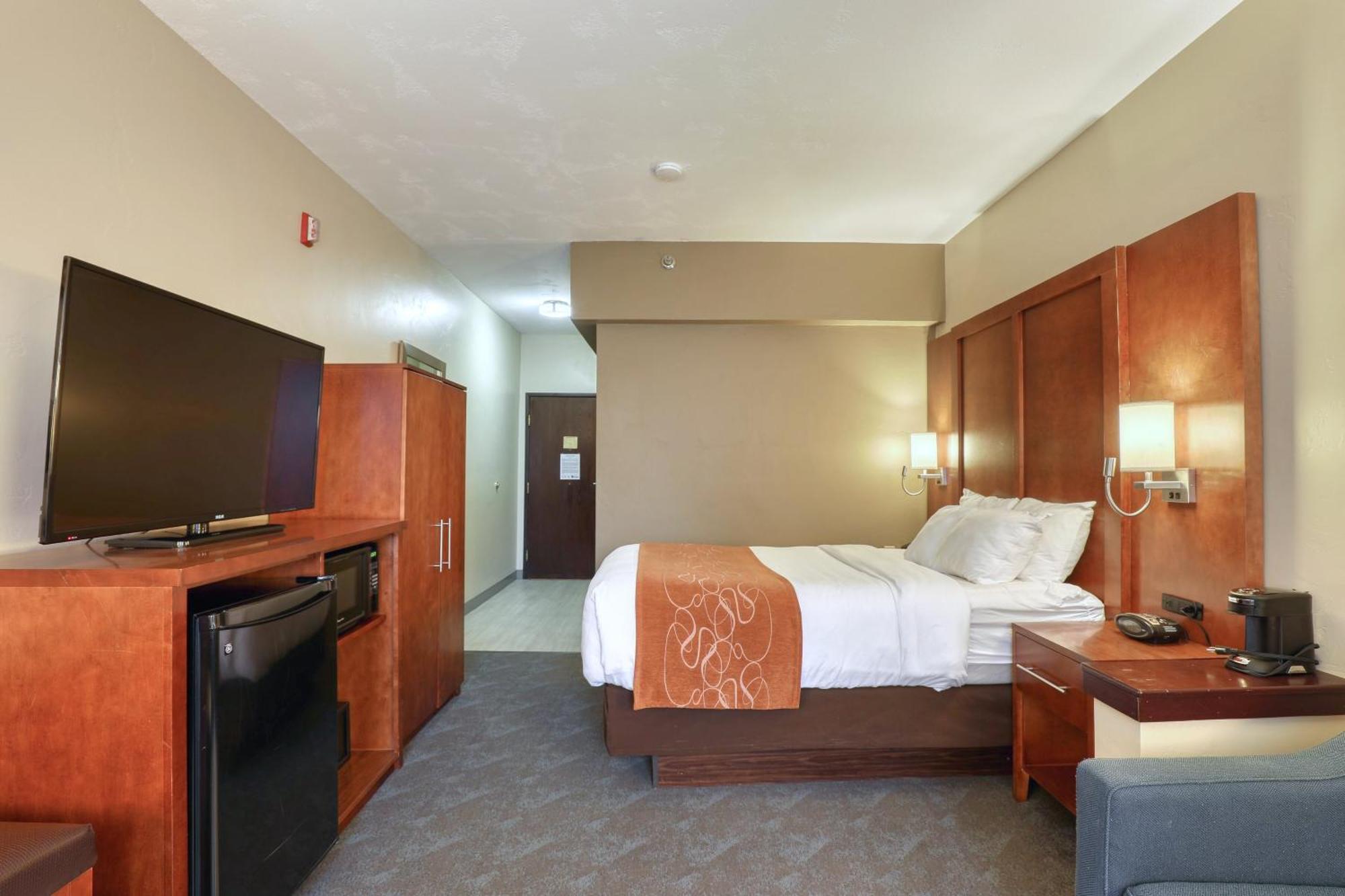 Comfort Suites Appleton Airport Extérieur photo