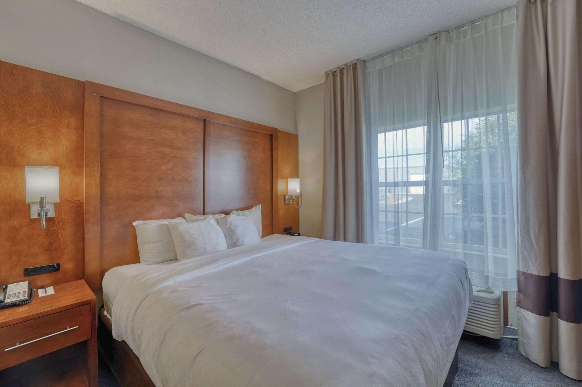 Comfort Suites Appleton Airport Extérieur photo