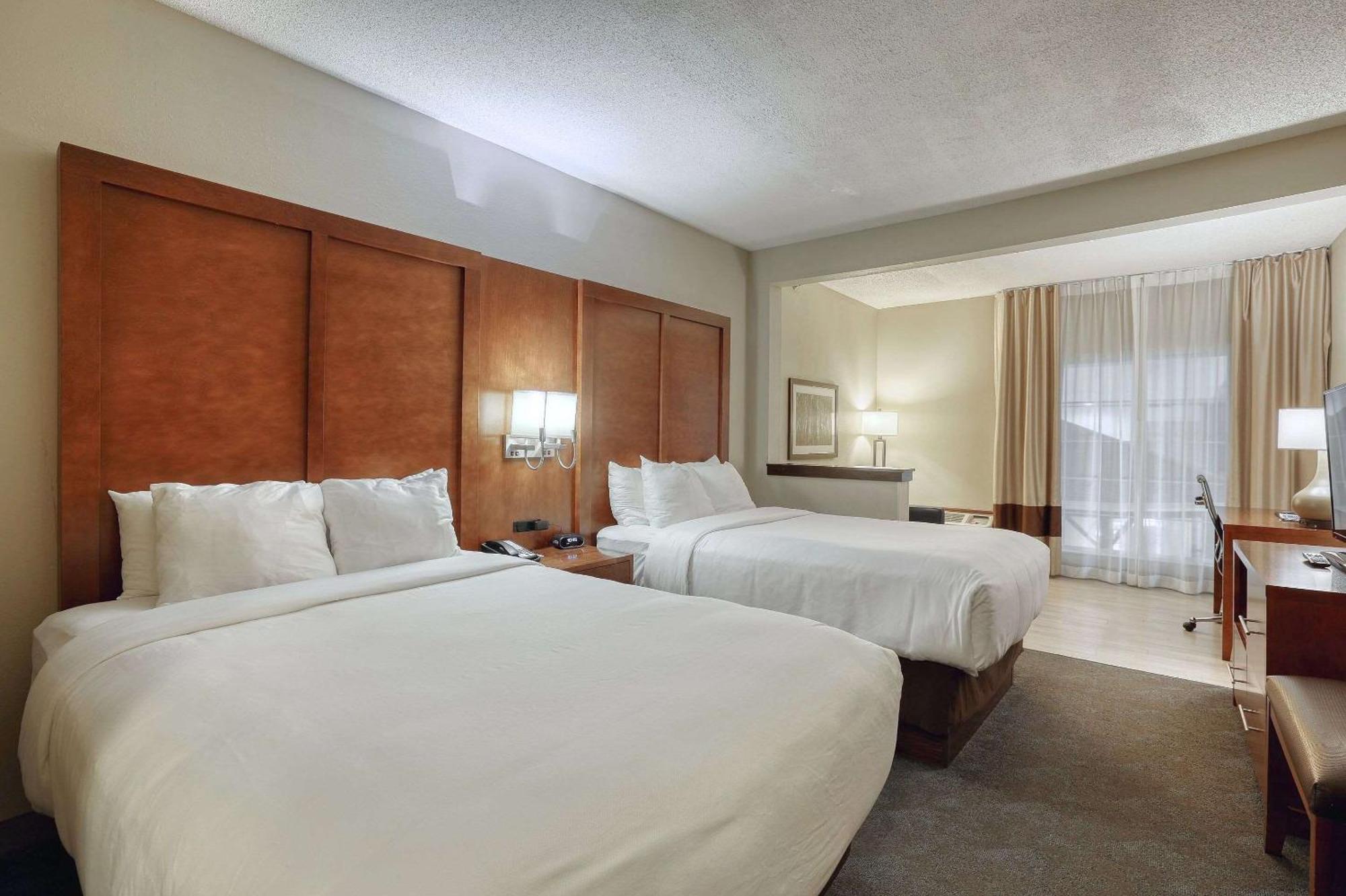 Comfort Suites Appleton Airport Extérieur photo
